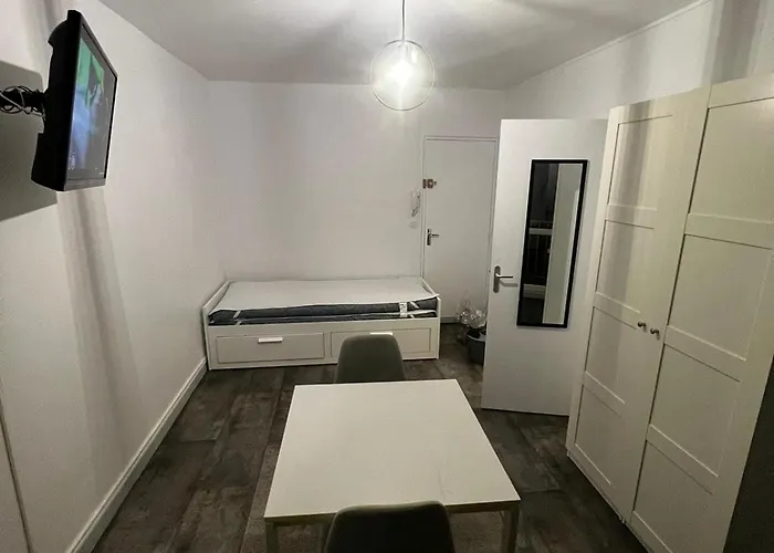 公寓 Renove Avec Balcon, Calme Et Lumineux A